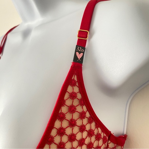 Victoria's Secret Red Luxe Lingerie Starburst Quarter Cup Mesh Bra Lingerie 32D - Picture 5 of 7